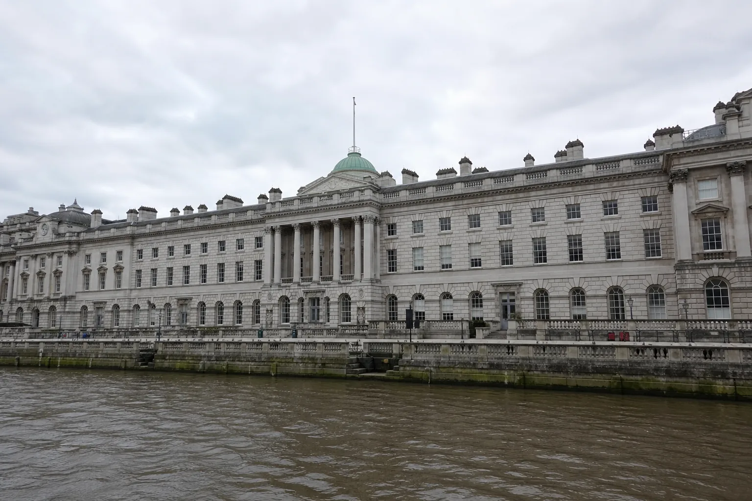 Abbey hour vs Somerset House — Westminster morning comparison